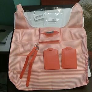 Luggage Tags with Shopping Bag